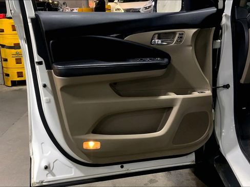 Used 2018 Honda Pilot Elite image 21