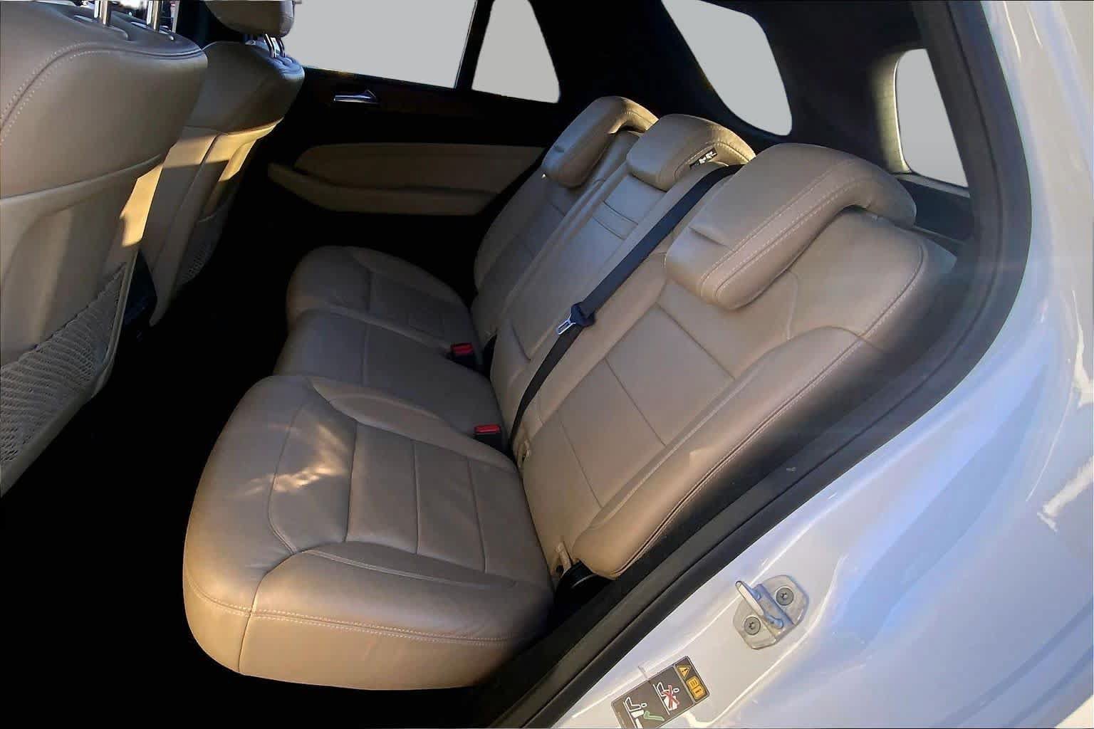 Used 2015 Mercedes-Benz ML 400 4MATIC image 21