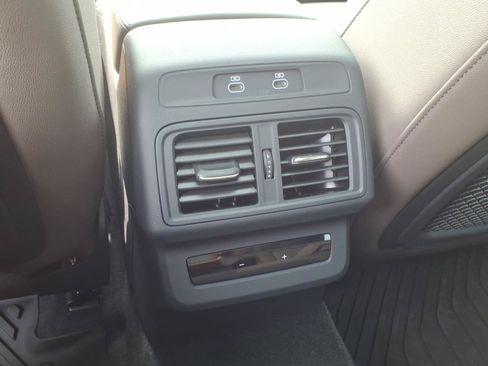 Used 2025 Audi Q5 Premium w/ Premium Plus AWD/4WD image 18