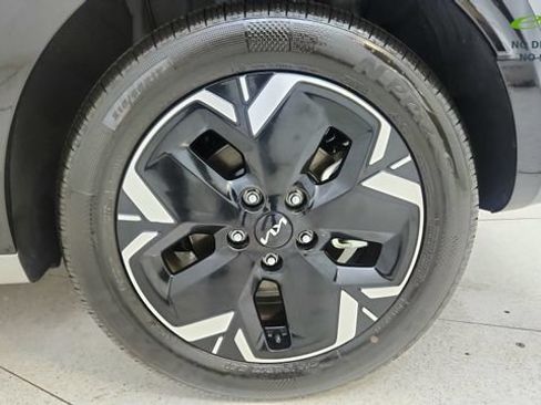 Used 2024 Kia Niro Wave w/ Wave Preserve Package FWD image 56