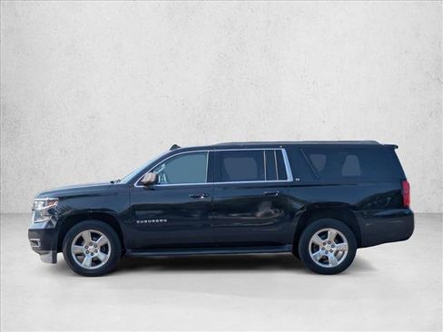 Used 2017 Chevrolet Suburban LT AWD/4WD image 8