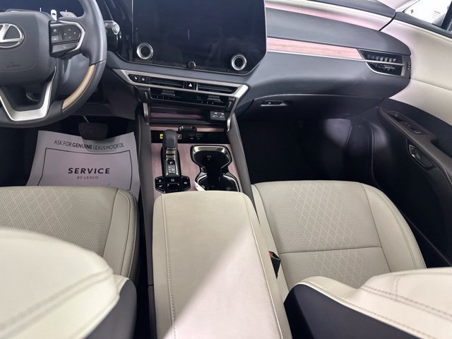 Used 2025 Lexus RX 350 w/ Convenience Package AWD/4WD image 22