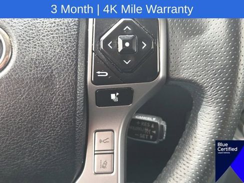 Used 2021 Toyota 4Runner SR5 AWD/4WD image 41