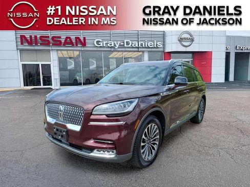 Used 2020 Lincoln Aviator Reserve w/ Equipment Group 201A AWD/4WD image 3