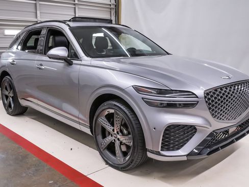 Certified 2024 Genesis GV70 2.5T w/ Sport Prestige Package AWD/4WD image 5