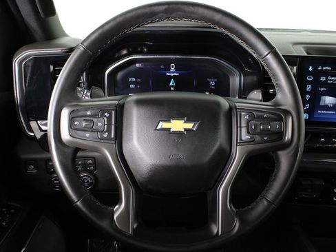 Used 2024 Chevrolet Silverado 1500 High Country image 9