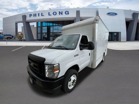 New 2024 Ford E-450 and Econoline 450 Super Duty w/ Driver's Safety Package RWD image 3