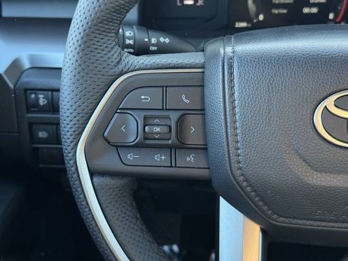 Certified 2025 Toyota Tacoma SR5 image 29