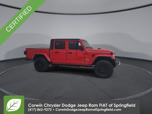 Certified 2020 Jeep Gladiator Overland AWD/4WD image 7