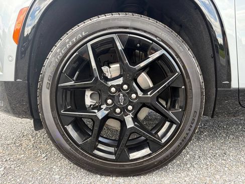 Used 2024 Chevrolet Traverse RS AWD/4WD image 15