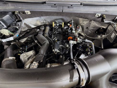 Used 2025 Ford Expedition Platinum AWD/4WD image 33