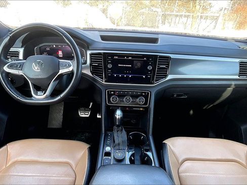 Used 2023 Volkswagen Atlas Cross Sport SEL Premium R-Line image 15