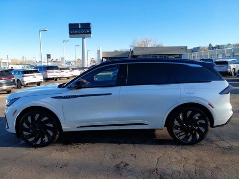 New 2026 Lincoln Nautilus Black Label w/ Jet Appearance Package image 5