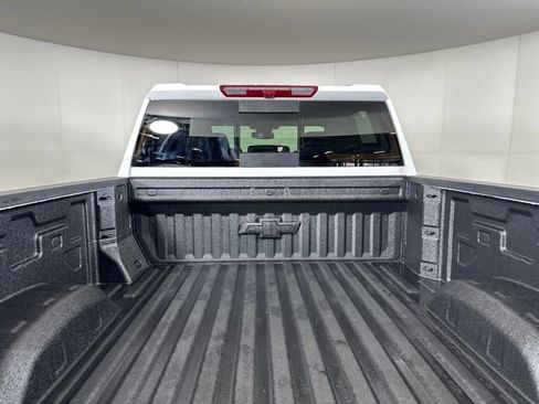 Used 2025 Chevrolet Silverado 2500 LT w/ Z71 Chrome Sport Edition image 31