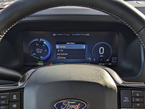 New 2025 Ford F150 Lightning Platinum image 30