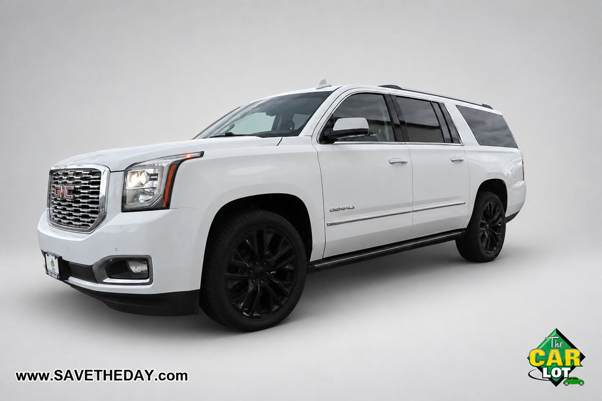 Used 2020 GMC Yukon XL Denali w/ Denali Premium Package AWD/4WD image 4