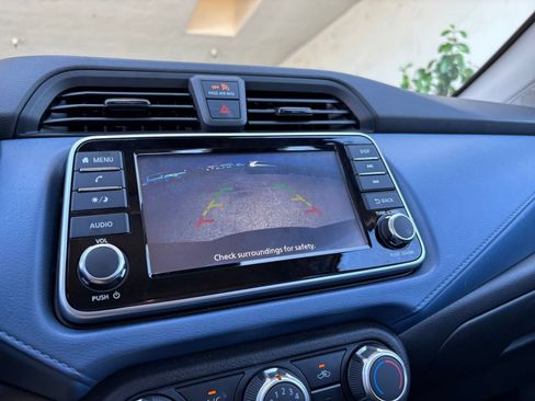 Used 2025 Nissan Versa SV FWD image 23