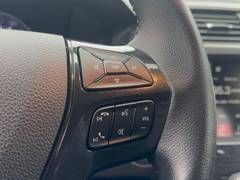 Used 2019 Ford Explorer XLT w/ Equipment Group 202A AWD/4WD image 15