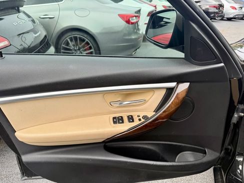 Used 2018 BMW 330i Sedan RWD image 10