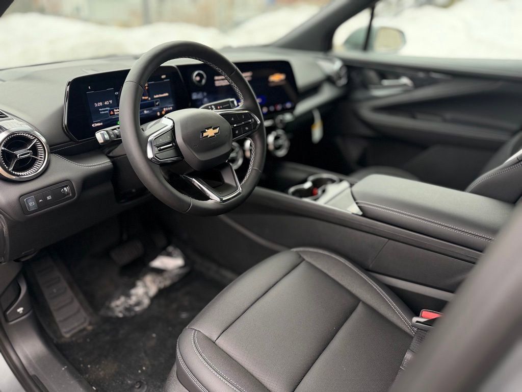 New 2026 Chevrolet Blazer EV LT AWD/4WD image 13