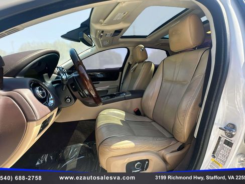 Used 2017 Jaguar XJ R-Sport AWD/4WD image 15