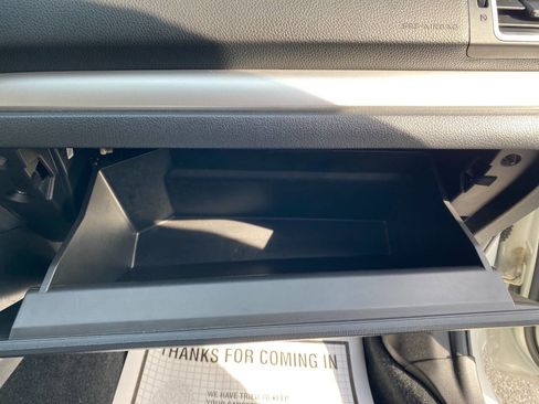 Used 2017 Subaru Crosstrek 2.0i Premium w/ Moonroof Package image 33