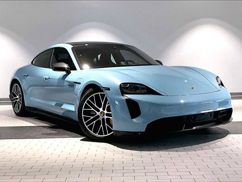 Used 2020 Porsche Taycan Turbo S image 12