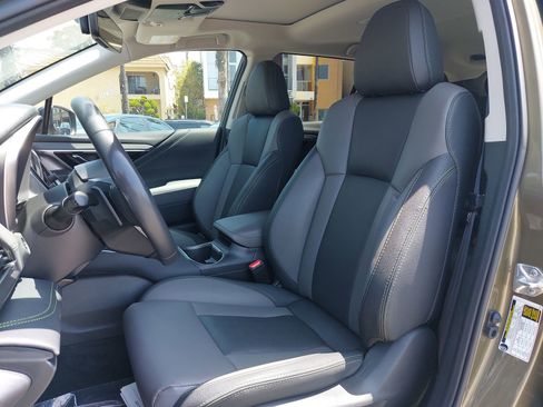 Used 2023 Subaru Outback Onyx Edition AWD/4WD image 15