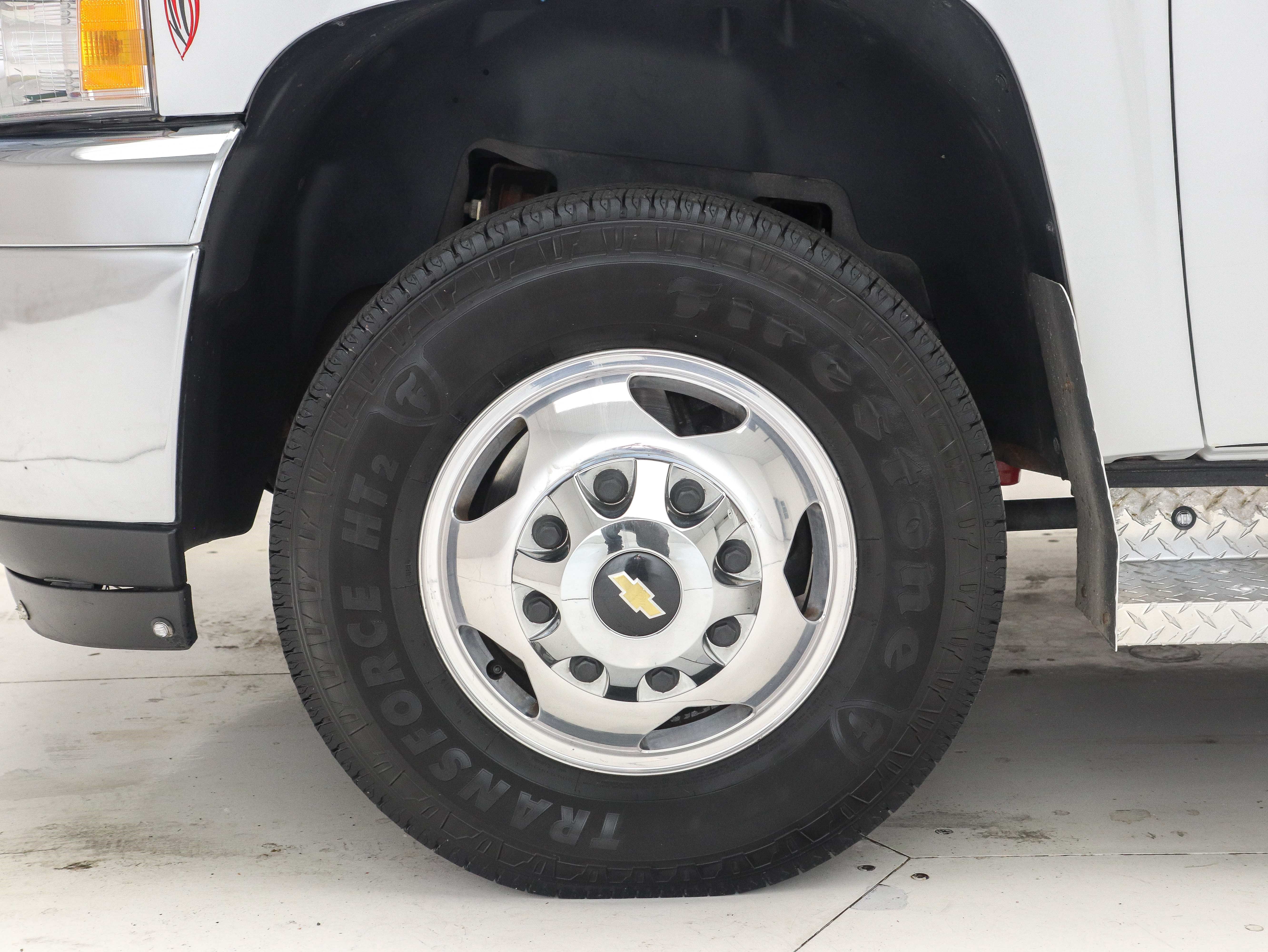 Used 2012 Chevrolet Silverado 3500 LTZ w/ Snow Plow Prep Package AWD/4WD image 27