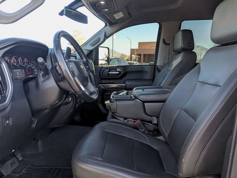 Used 2022 Chevrolet Silverado 3500 LTZ w/ Z71 Off-Road Package image 22