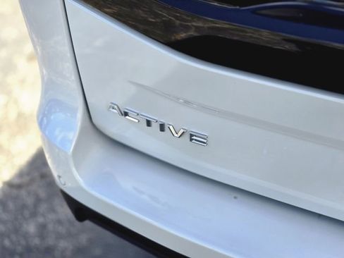 Used 2025 Ford Expedition Active image 5