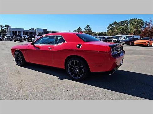 Certified 2023 Dodge Challenger R/T Scat Pack w/ Plus Package image 29