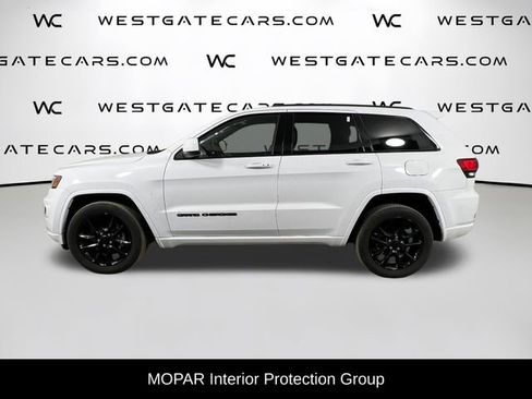Used 2021 Jeep Grand Cherokee Laredo X image 5