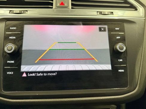 Used 2021 Volkswagen Tiguan SEL w/ 2-Row Tiguan MDO Package AWD/4WD image 33