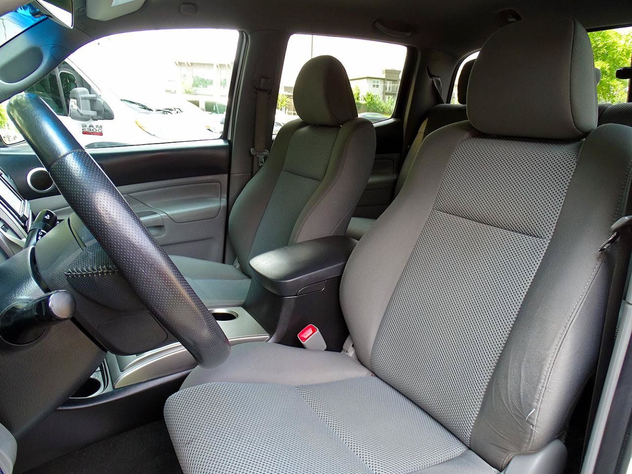 Used 2015 Toyota Tacoma 4x4 Double Cab w/ TRD Off-Road Package image 22