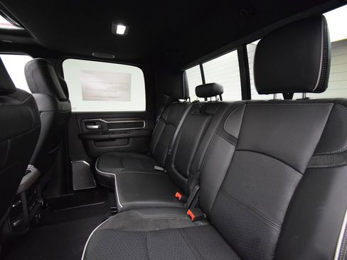 New 2026 RAM 2500 Laramie AWD/4WD image 38