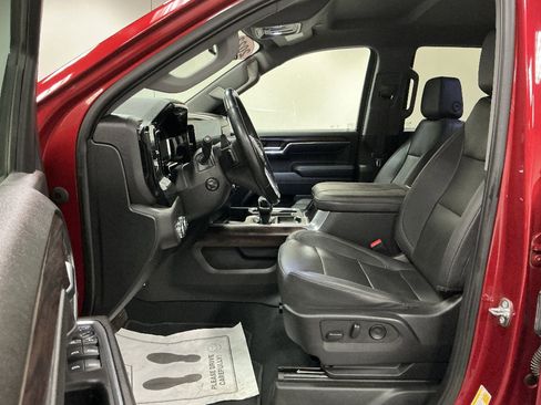 Used 2023 GMC Sierra 1500 SLT w/ SLT Convenience Package AWD/4WD image 8