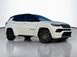 Used 2022 Jeep Compass High Altitude video 1