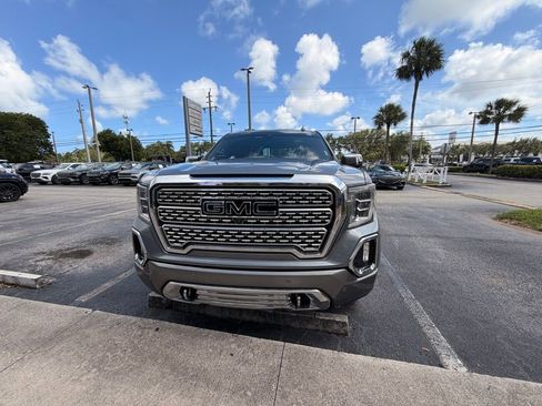 Used 2020 GMC Sierra 1500 Denali w/ Denali Ultimate Package AWD/4WD image 2