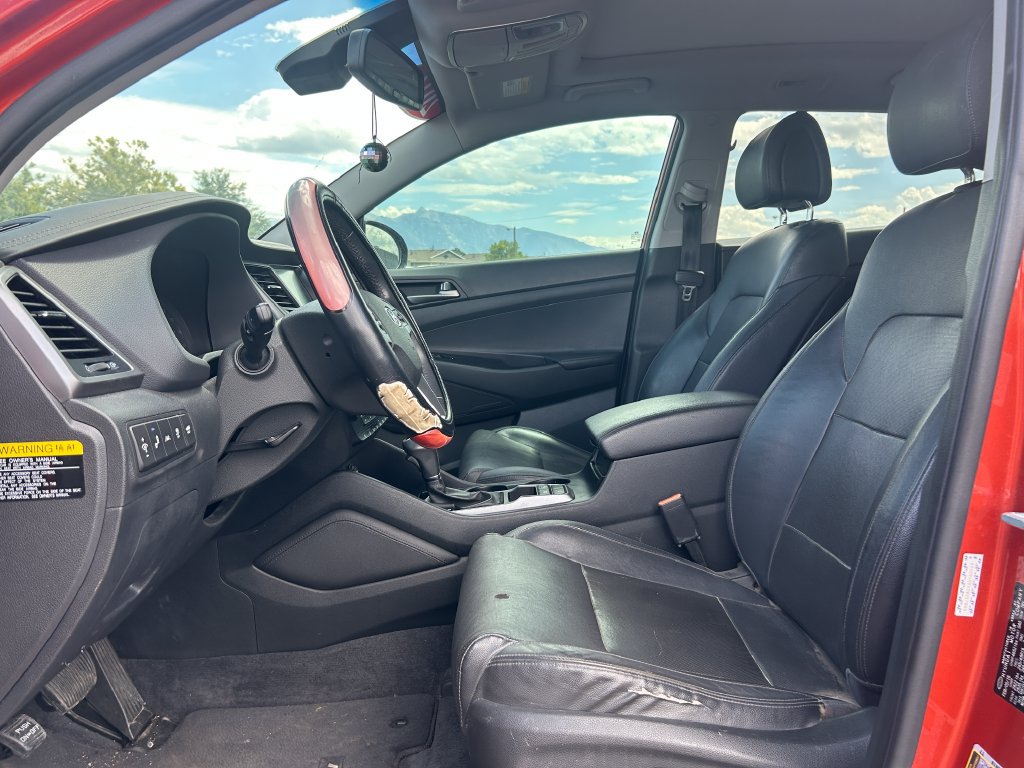 Used 2016 Hyundai Tucson Limited w/ Option Group 03 FWD image 26