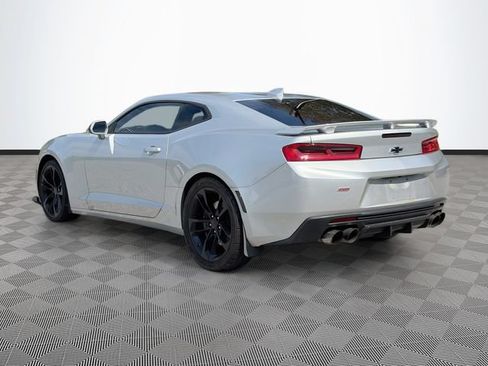 Used 2016 Chevrolet Camaro SS RWD image 4