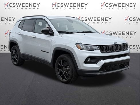 New 2026 Jeep Compass Latitude image 7