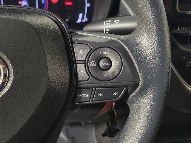 Used 2026 Toyota Corolla LE FWD image 25
