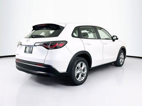 Used 2023 Honda HR-V LX image 9