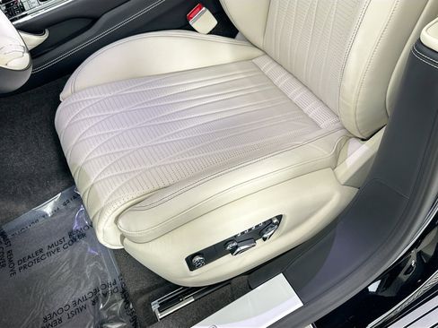 Certified 2024 Bentley Flying Spur Azure image 19