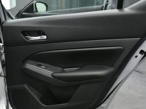 Used 2021 Nissan Altima 2.5 S FWD image 14