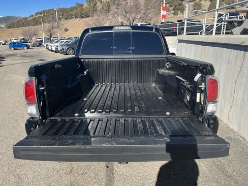 Certified 2023 Toyota Tacoma TRD Off-Road image 10