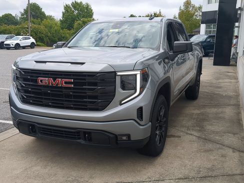 Used 2026 GMC Sierra 1500 Elevation AWD/4WD image 4