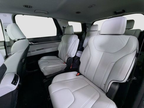 Used 2024 Hyundai Palisade SEL w/ Premium Package FWD image 25