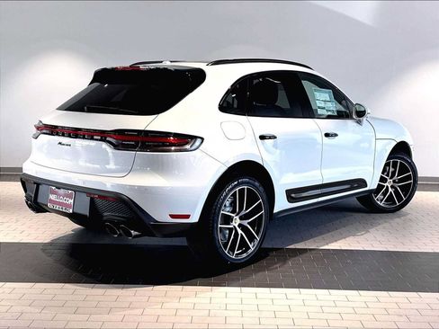 New 2026 Porsche Macan AWD/4WD image 7